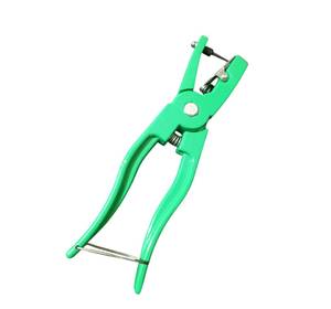 TARIQ MFG CO, herramienta de etiquetado de animales veterinarios para uso agrícola, aplicador de etiquetas de oreja fácil de manejar para todo el ganado - Product Image 1