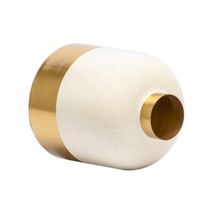 Vases à fleurs en métal de qualité supérieure avec revêtement en émail mat pour la décoration intérieure décor de Table fournitures de décorations pour la maison de luxe - Product Image 1
