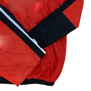 Ensemble 2 pièces veste coupe-vent en nylon et short pour homme avec logo personnalisé brodé – Collection été - Product Image 6