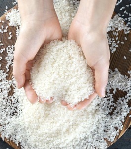 Riz blanc cassé de jasmin du Vietnam, grain long, texture moelleuse, qualité supérieure mondiale, fournisseur de riz Basmati Tilda Dawaat - Product Image 1