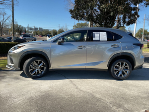 Coche usado auténtico Lexus NX 2020 F SPORT FWD 300 con soporte OEM personalizado - Product Image 4