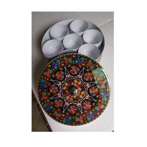 Caja Masala de latón de estilo indio Contenedor de especias de siete compartimentos para uso diario Hecho a mano en la India - Product Image 4