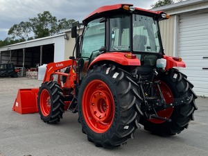 Tractor Diésel Kubota M7040 de 70HP 4WD, Equipo Agrícola de Uso Pesado para Agricultura Profesional - Product Image 6