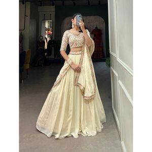Trendmalls ผู้หญิง A-Line lehenga choli กับ dupatta georgette งานปักเป็นมิตรกับสิ่งแวดล้อมระบายอากาศสีขาว (L268) - Product Image 2