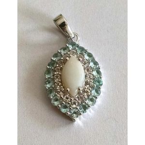 Shah Gems - Colgante de Plata de Ley 925 para Mujer con Ópalo Etíope Natural y Topacio Azul Cielo con Engaste de Bisel - Product Image 1