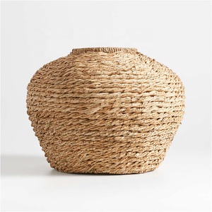 Nouveau vase moderne tissé à la main en jacinthe d'eau pour la décoration intérieure Vase de table OEM personnalisé Vase de sol en gros de l'usine du Vietnam - Product Image 2