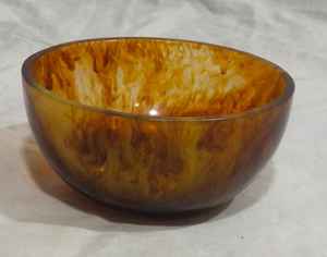 Bol à salade et à fruits classique en résine, avec cuillère et fourchette, écologique, poli, personnalisable, poids, occasion de fête - Product Image 1