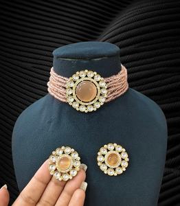 Magnifiques ensembles ras du cou Hydro Beads pour femmes parfaits pour les occasions festives, ensemble de mariage de luxe de qualité supérieure différentes couleurs - Product Image 1