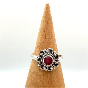 Anillo de estilo bohemio de Plata de Ley 925 hecho a mano con piedras preciosas de Rubí, joyería de tendencia para regalo de boda de mujer para ella - Product Image 1