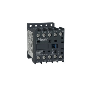 Contacteur électrique AC robuste conçu pour résister aux environnements difficiles assurant une alimentation sûre et constante - Product Image 1