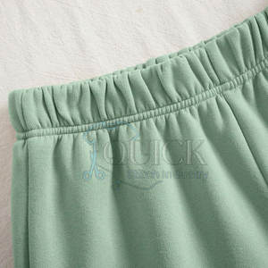 Ligero hecho de fábrica 100% algodón sólido Casual mujeres sudaderas con capucha conjunto corto 2 piezas verano transpirable - Product Image 4