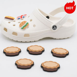 2025 nouveauté breloques de chaussures alimentaires britanniques en gros collations britanniques breloques de chaussures décoration de chaussures Badge pour l'Angleterre - Product Image 5
