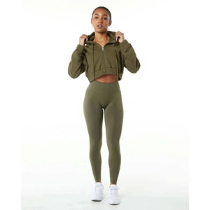 Sudadera con capucha corta de algodón con cremallera completa para mujer clásica 55% algodón 45% Spandex estilo de hombro caído de gran tamaño recortada cuello con capucha frontal - Product Image 1