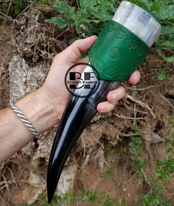 Cuerno de buey de vaca 2025 Natural 100% cuero 300-400ml capacidad cuerno para beber estilo religioso respetuoso con el medio ambiente tallado Animal respetuoso con el medio ambiente - Product Image 1