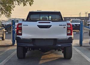 Último Modelo 2025 para HIACE 3.9L Turbo Gasolina/Diésel Automático con Botón de Arranque, 4 Puertas, 5 Asientos, LHD/RHD, Camioneta con Pantalla Táctil - Product Image 2