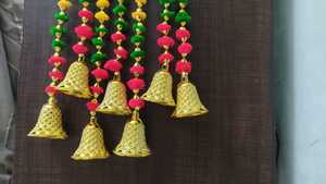 พวงมาลัยระฆังปอมปอมปอมรู้สึกประณีตสำหรับเฉลิมฉลองเทศกาลคริสต์มาสตกแต่งงานแต่งงานเครื่องประดับสำหรับทุกโอกาส - Product Image 2