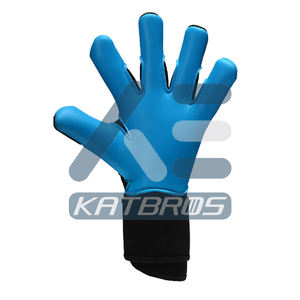 Guantes de Portero de Fútbol Confident Catch con Agarre Suave en la Palma, Ajuste Soportivo para Entrenamiento Activo, Equipo de Guantes de Fútbol para Rutina - Product Image 2