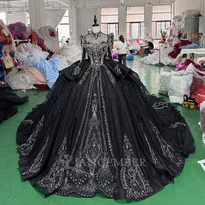 XS216 Elegantes Vestidos de Quinceañera Negros con Lentejuelas y Cuello Alto para Chicas Musulmanas - Product Image 2