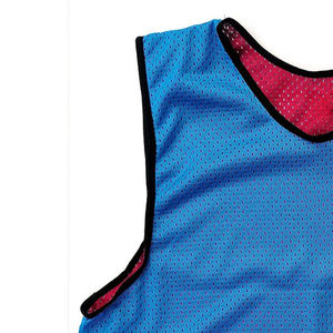 Nouveauté Bavoir de football d'équipe respirant de haute qualité design OEM couleurs personnalisées logo vêtements de football légers fabriqués en usine pour - Product Image 5