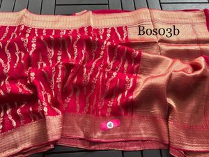 Saris en soie brocart géorgette tissés à la main, écologiques, sur mesure, en bleu royal avec imprimé argenté pour mariage - Product Image 3