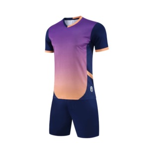 2025 Nouveau design Combinaison d'entraînement de football pour adultes et enfants-Dernières couleurs Tissu confortable - Product Image 4