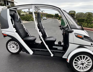 ดีที่สุด!! รถบรรทุกดีเซลเชิงพาณิชย์แบบหัวลาก 6x4 พร้อมห้องโดยสารสำหรับขนส่งตู้คอนเทนเนอร์และสินค้า - Product Image 4