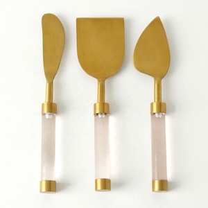 Juego de esparcidor de queso dorado y pulido, con mango de resina transparente redondo, esparcidor de mantequilla de nuevo diseño increíble - Product Image 1