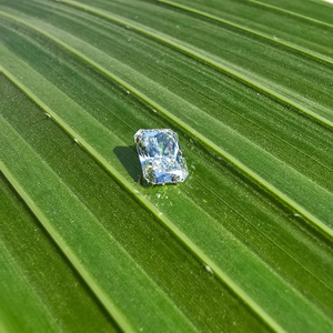 เพชรหลวมทรงเรเดียนท์คัท 1 กะรัต สี D รับรองโดย IGI สำหรับทำเครื่องประดับ จำหน่ายราคาส่ง - Product Image 2