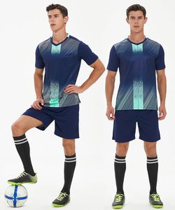 Tenue de football athlétique pour hommes à manches courtes, en matière respirante et légère, prête pour le match - Product Image 5