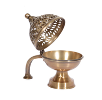 Brûleur d'encens en métal de conception classique faite à la main indienne avec utilisation de couvercle pour la décoration de table à la maison de bonne qualité