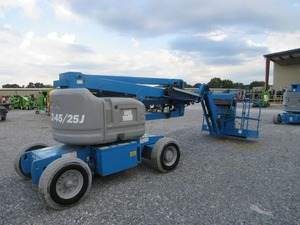 2016 Z-45_25J DC Articulating Boom Lift Premium Heavy Duty Industrial Equipment Wholesale Supply - Product Image 5