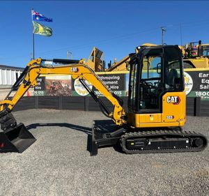 Mini Excavadora Compacta, Potente y Versátil para Cualquier Trabajo. - Product Image 4