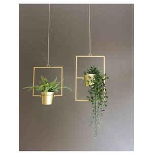 Macetas colgantes de metal de buena calidad para exteriores e interiores, uso para decoración de hogares y hoteles a precio barato - Product Image 1