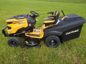 รถตัดหญ้าแบบนั่งขับ Cub Cadet XT3 QR 106 ดีเซล ใหม่แกะกล่อง ของแท้ เกียร์ออโต้ เหมาะสำหรับสวนขนาดใหญ่ ตัดหญ้าได้อย่างทนทาน ใช้งานง่าย - Product Image 2