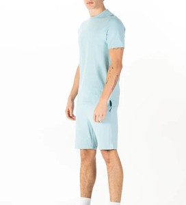 Ensemble de t-shirts et shorts coupe ajustée en coton peigné à séchage rapide pour hommes Twinset avec col rond manches courtes pour l'été solide et léger - Product Image 3