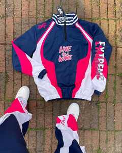 Conjunto Deportivo Unisex de Nylon con Capucha, Chaqueta Cortavientos y Pantalones de Dos Piezas con Logotipo Personalizado, Conjuntos Cortavientos de Poliéster para Otoño - Product Image 1