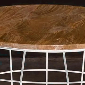 Table basse design géométrique moderne faite à la main Mobilier de maison durable avec dessus en bois naturel et cadre en fil de fer robuste - Product Image 2