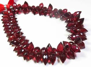 Perles de grenat rouge africain de haute qualité, facettées, 9 brins, pierres précieuses naturelles de quartz du Mozambique, pierres précieuses en forme de briolette, pierres précieuses en vrac, 9-13 mm - Product Image 3