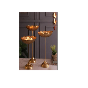 Vente chaude En Laiton Diyas Pooja Accessoires Lotus Diyas Pour La Décoration De La Maison Festival Décoration Cadeaux De Noël Diwali Cadeau - Product Image 2