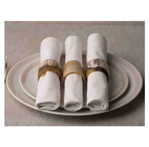 Rond de serviette en corne de buffle personnalisé le plus populaire Article décoratif de table en corne fait à la main - Product Image 1