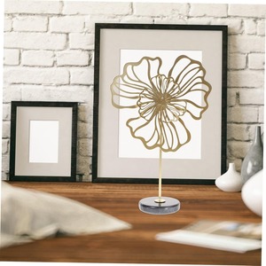 Présentoir à fleurs finition dorée Belle sculpture de table décorative pour la maison, le bureau, le salon, l'événement, l'affichage des cadeaux. - Product Image 1