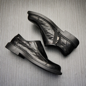 Chaussures brogues en daim souple avec bords perforés et semelle légère, chaussures décontractées pour hommes, chaussures tendance - Product Image 2