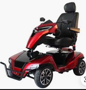Scooter de mobilité à quatre roues, robuste, haute vitesse (>80 km/h), moteur 200-400 cm³ - Product Image 2