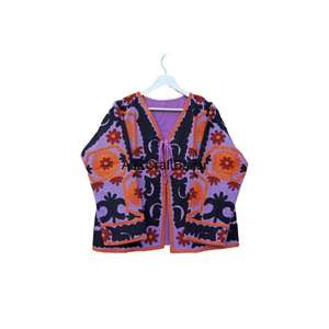 Veste en coton tricoté brodée Suzani indienne, écologique, faite à la main, pour l'hiver, longueur standard, pour femmes - Product Image 1