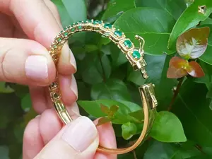 Emerald Moissanite <b>Diamond</b> <b>Bangle</b> <b>Bracelet</b> Vintage Style Women's <b>Diamond</b> Wedding Party Gift Main Alloy - Product Image 4