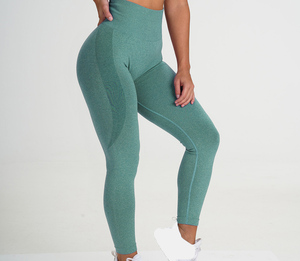 Leggings de yoga pour femmes, taille haute, élastiques, non transparents, compressifs, unis, taille XL, sans couture, dos froncé, en spandex/nylon - Product Image 3