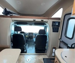 PROVEEDOR de Autocaravana Usada T h o r Siesta Sprinter 24SA Clase B+ del 2015 en Venta - Product Image 3
