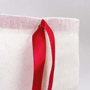 Pochette en tissu de coton biologique 8x12 pouces avec ruban rouge, impression sérigraphique et logo brodé pour portefeuille, rangement anti-poussière, usage personnalisé - Product Image 6