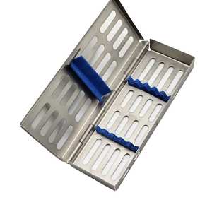 Juego de 4 Instrumentos Quirúrgicos Alemanes Surtidos, Casete de Esterilización en Autoclave, Kit Profesional de Acero Inoxidable SURGINEXA - Product Image 2