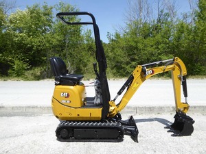 รถขุดดินขนาดเล็ก CR 3017สำหรับก่อสร้างและทำการเกษตร - Product Image 5